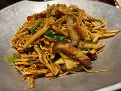 山腊肉炒烤笋尖-川流不息(北蔡休闲广场店)