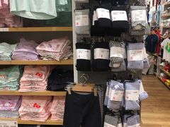 -优衣库(上海虹口龙之梦店)