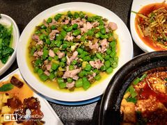 -万重锦·人文川菜馆(骡马市店)