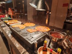 -广州万富希尔顿酒店·感趣自助餐厅·金秋蟹宴生蚝海鲜刺身烧烤