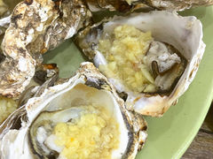 炭烧蒜蓉生蚝-贞姨美食·老字号海鲜大排档
