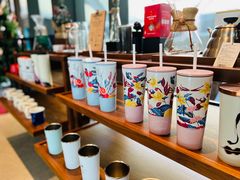 零售区-星巴克臻选(广州二沙岛文立方店)