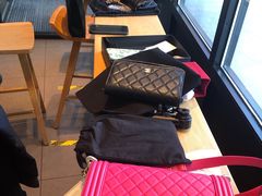 -用真奢侈品名表名包回收中心(朝阳万达店)