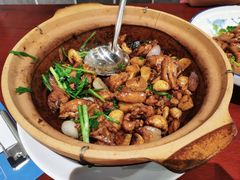 砂锅生啫走地鸡-银珠渔港·海鲜砂锅粥