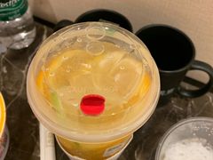 -奈雪的茶(湖滨银泰in77C区PRO店)