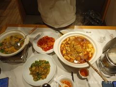 -饭橘汉江码头·乡野土菜馆(静安路店)