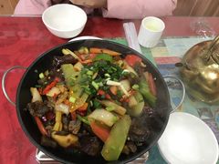 -乡土特色.冷锅鱼.牦牛肉汤锅