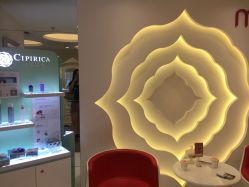 -咪咪比基尼脱毛专业店