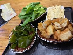 -鱼众不同·鸡公煲·烤全鱼(国顺路店)