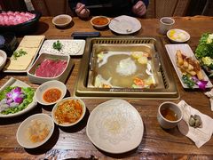 -东巴人鱼豆花火锅(幸福街店)
