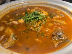 -魏铭鱼头捞饭(晋阳路店)