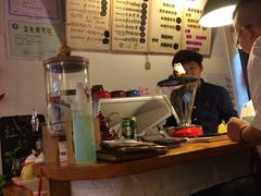 -红小姐咖啡馆(西津渡店)