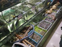 -覃记海鲜美食餐厅