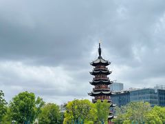 -龙华寺