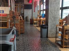 大堂-么肆烤肉·中式自助·烤肉大排档(街道口季佳PAI店)