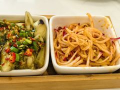 -洪平血旺椒麻鸡雅鱼饭店(熊猫大道店)