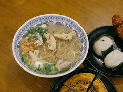 -青石桥老瓦房肥肠粉总店(青石桥总店)