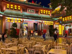 -黄兴南路步行商业街