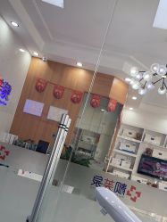 -靓芙泉专研痘痘肌