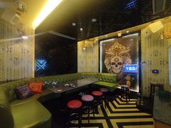 -UK派对KTV(日月广场店)