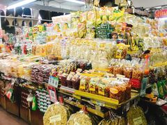 -瓦洛洛传统市场