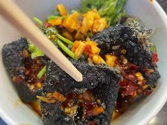 长沙臭豆腐-黑色经典臭豆腐·湖南特产(步行街店)