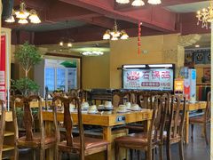 大堂-峰瑞藏地美食·石锅鸡·牦牛肉(大昭寺品牌店)