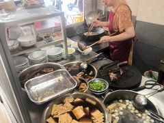 -松树干拌面店