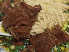 红烧牛肉面-永丰面馆(汉口路店)