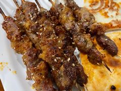-巴汗羊肉串烧烤店