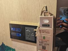 -华海酒店(茂名高铁站店)