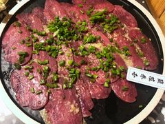 盐葱牛舌-黑牛の場烤肉(摩天活力城店)
