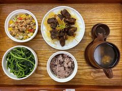 -雪梅月子中心(华侨城店)