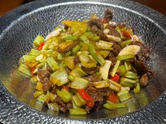 -魏铭鱼头捞饭(晋阳路店)