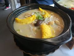 江南纯手工鱼面一品锅-京城小江南·北京烤鸭·江南土菜·白鱼(中关村店)