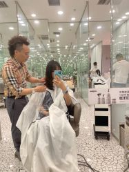 -时尚殿堂hair salon（上地华联店）
