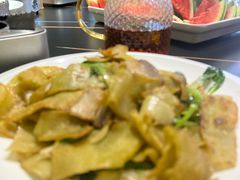 -黄泥岗·地道湖北菜(奥特莱斯店)