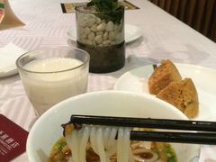 -圆子酒店(南宁金湖广场地铁站店)