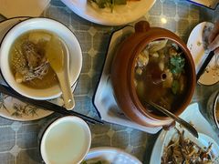野生菌汽锅鸡-小厨子私房菜·云南美食店