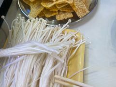 -霄汉牛三鲜湖北砂锅菜(万松园2店)