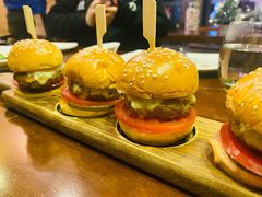 -Brotzeit博璨德国啤酒餐厅(亮马桥官舍店)