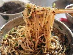 -正宗杨记普洱酸醋米线(总店)