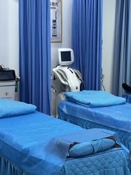 -广州健丽·去眼袋医疗美容机构