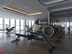 -黄金时代游泳健身云畔会所(绿地中心双子塔店)