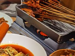 乐山街头炸串串-全牛匠·乐山跷脚牛肉(新中关店)