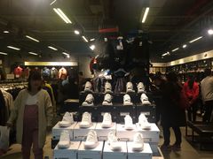 -上品折扣(回龙观店)