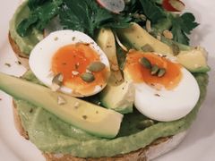 牛油果吐司-Egg•Allday Brunch(襄阳北路店)