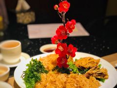 香酥芋蓉鸭-金燕岛潮州酒楼