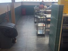 -虎婆冷饮店·海南特色炒冰(三亚湾店)