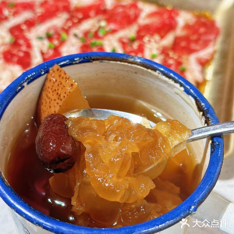 吃顿烤肉来感受下人间烟火气